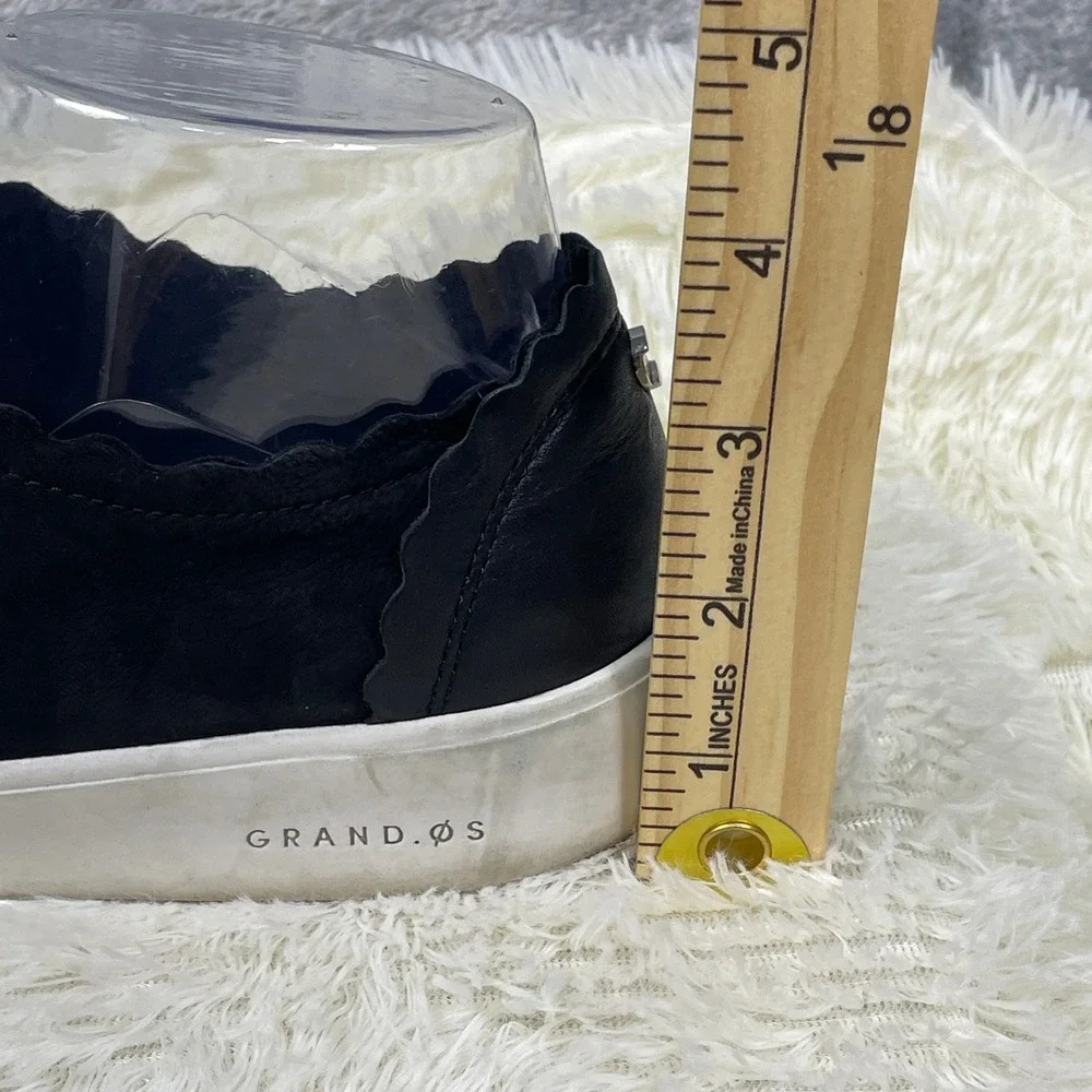 Cole‎ Haan Grand.OS Slip On Sneakers Womens 8.5 Black Very Good Scalloped W17782